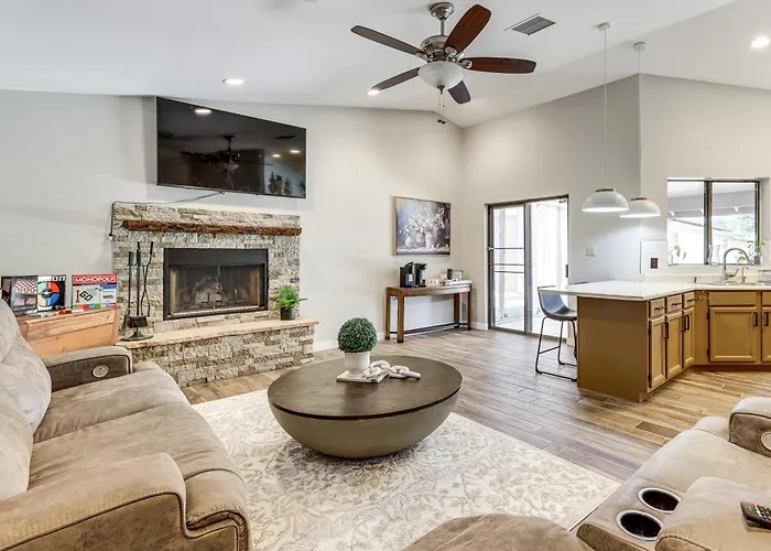 Holiday home Family & Pet Friendly! Desert Oasis In *