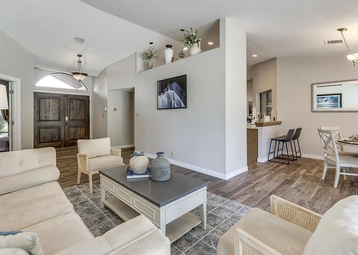 Family & Pet Friendly! Desert Oasis In Holiday home Avondale