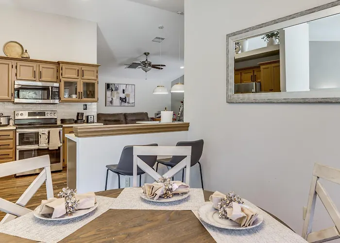 Family & Pet Friendly! Desert Oasis In * Avondale