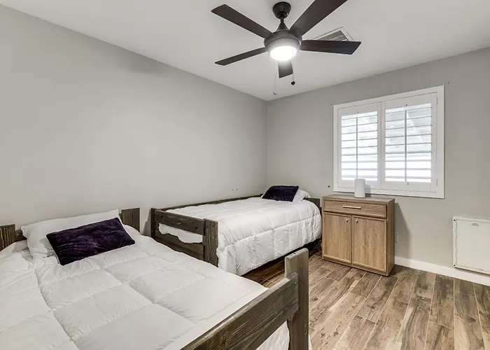 Family & Pet Friendly! Desert Oasis In Avondale